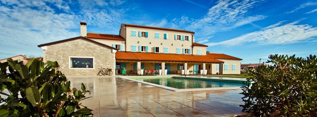 Velanera Hotel & Restaurant Šišan Εξωτερικό φωτογραφία